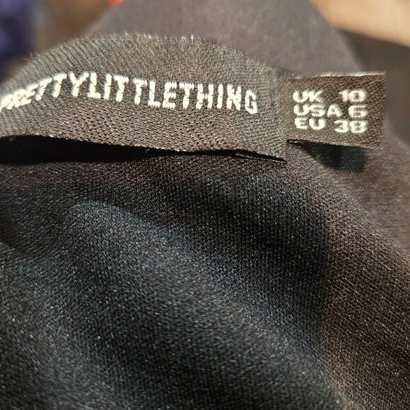 PrettyLittleThing Snake Print Long Sleeve Crop Top – Size 6 – Statement Clubwear - Picture 3 of 3